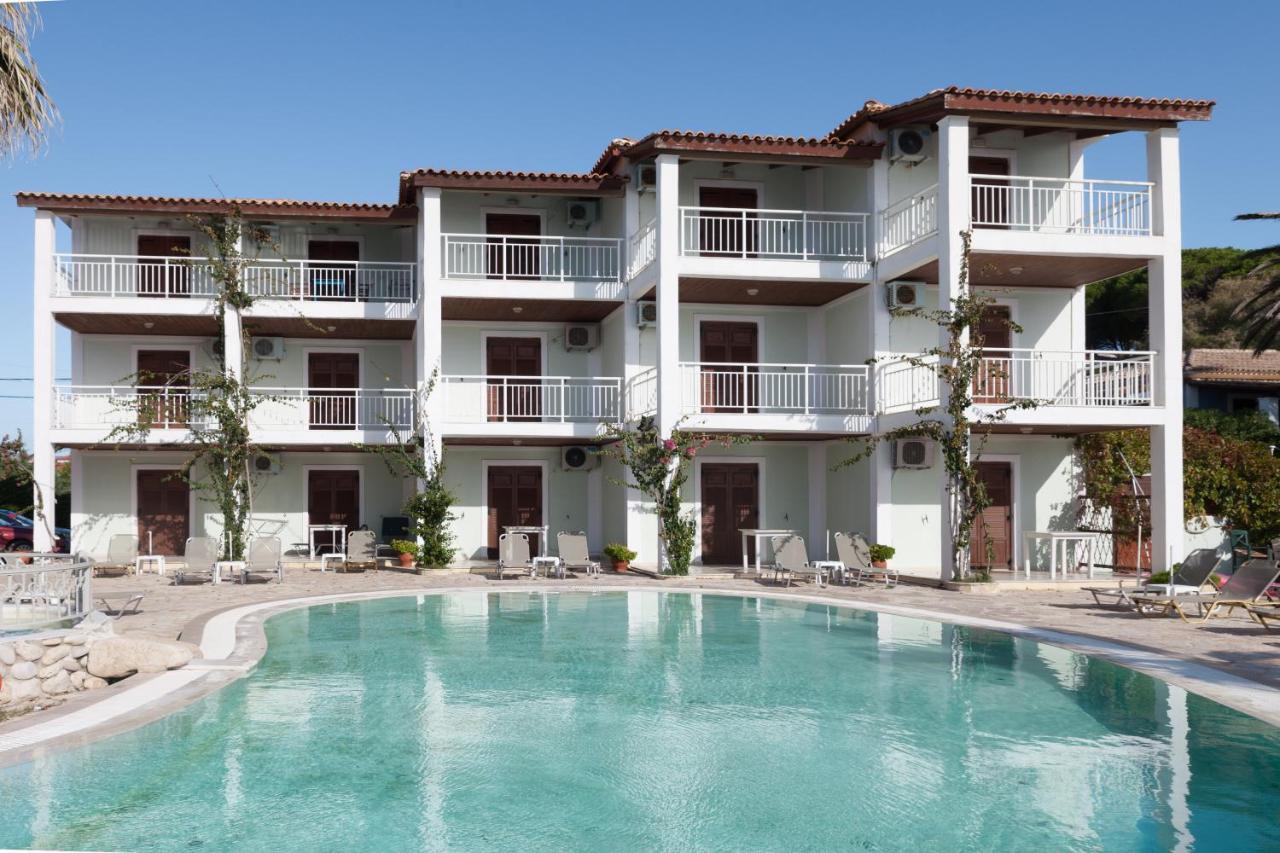 Korfiati Apartments Agios Sostis  Exteriör bild
